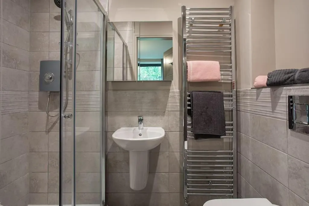 Stunning 2Br Next To The City Airport Bhd - Free Parking Belfast